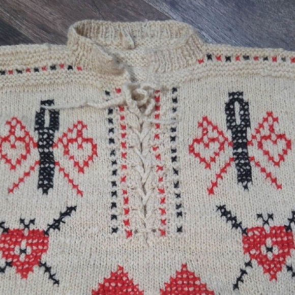 Camisola Poveira – Vintage Portuguese Fisherman Wool Sweater, Handmade - Picture 3 of 16